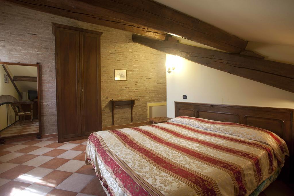 Agriturismo Il Bove Reggio Emilia Ruang foto